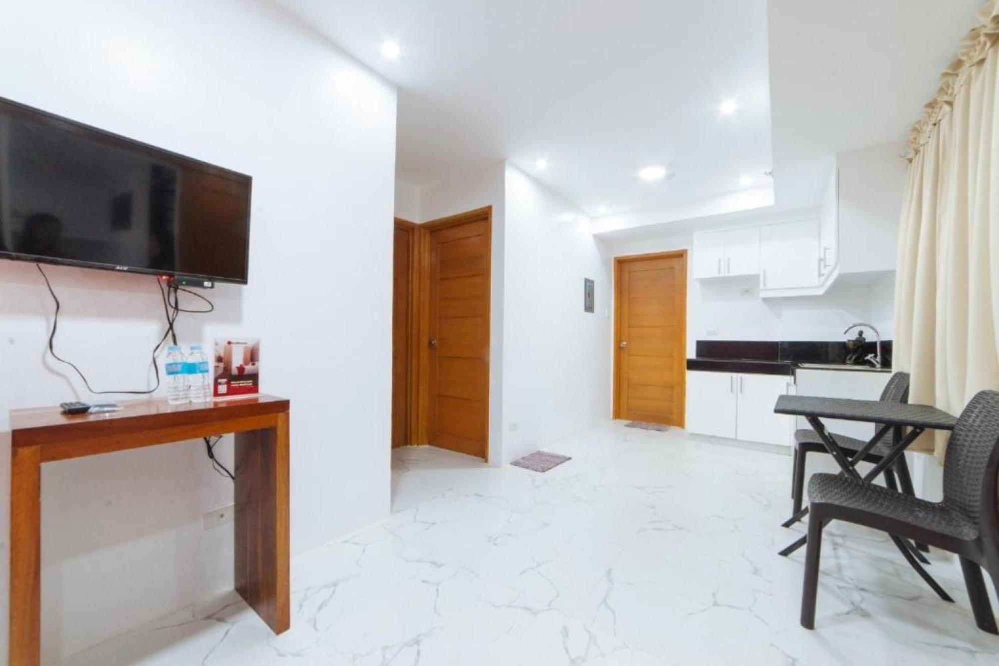 סן פדרו מקאטי Reddoorz At Dbuilders Rooms Bangkal Makati מראה חיצוני תמונה
